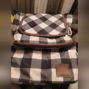 Maurices Backpack Cooler Adjustable Straps Drawstring Hook Loop Zip Closures...